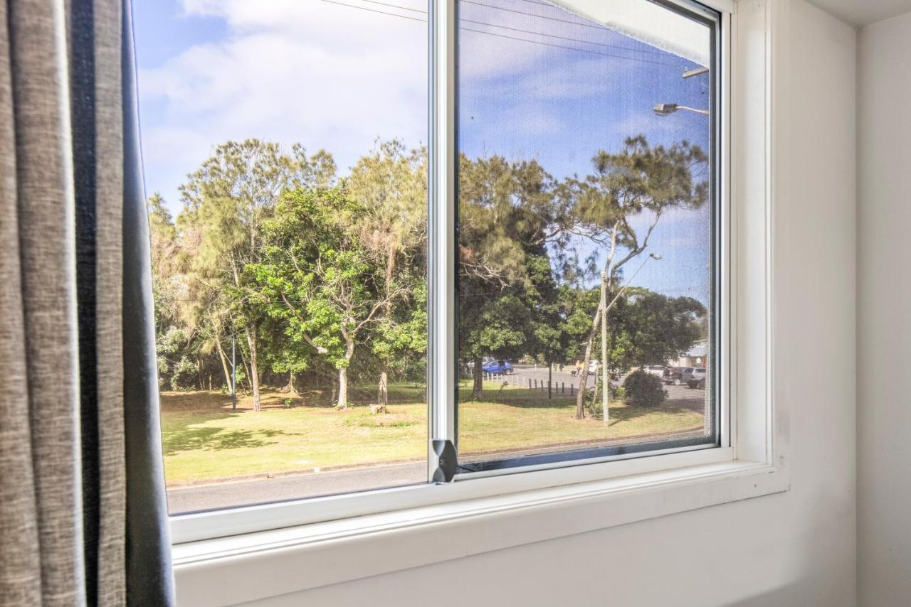 Surf Beach Motel Coffs Кофс Харбър Екстериор снимка