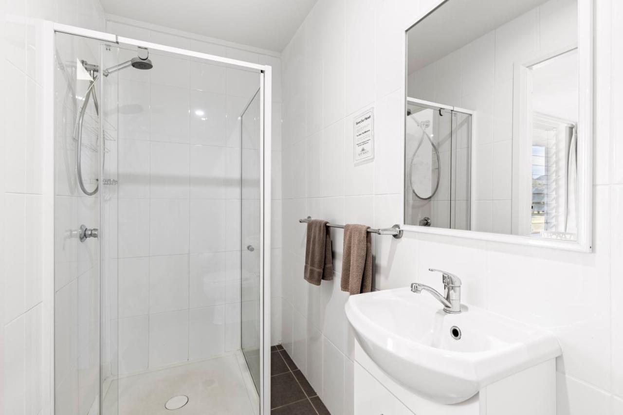 Surf Beach Motel Coffs Кофс Харбър Екстериор снимка