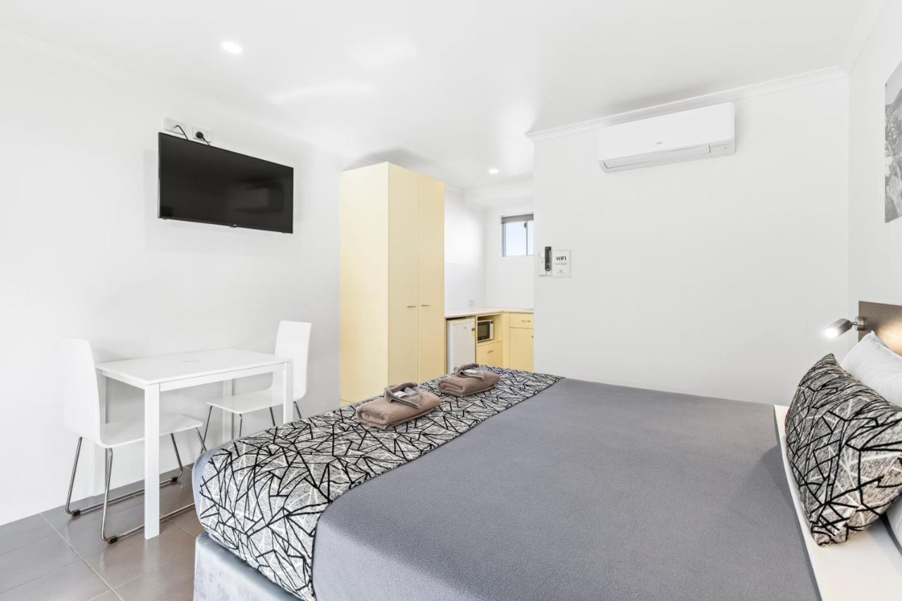 Surf Beach Motel Coffs Кофс Харбър Екстериор снимка