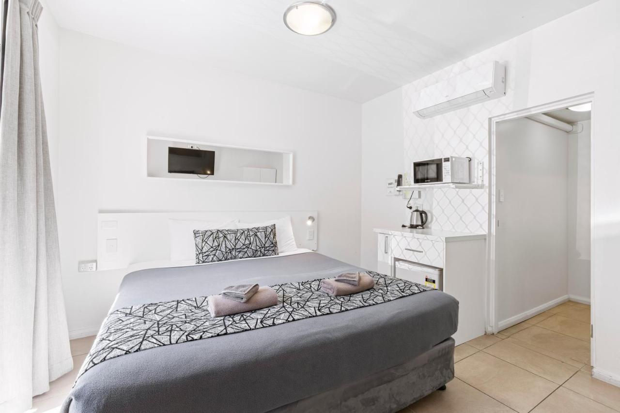 Surf Beach Motel Coffs Кофс Харбър Екстериор снимка