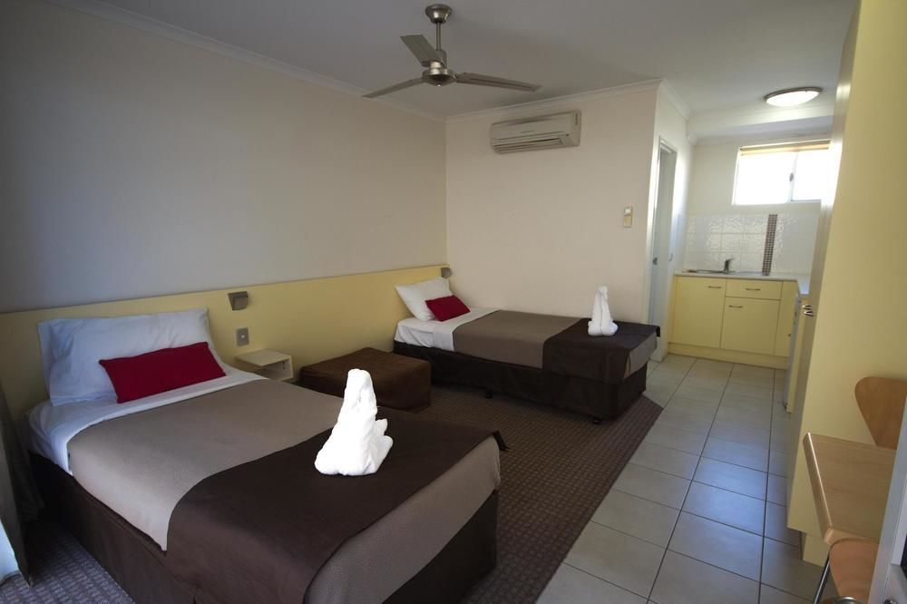 Surf Beach Motel Coffs Кофс Харбър Екстериор снимка
