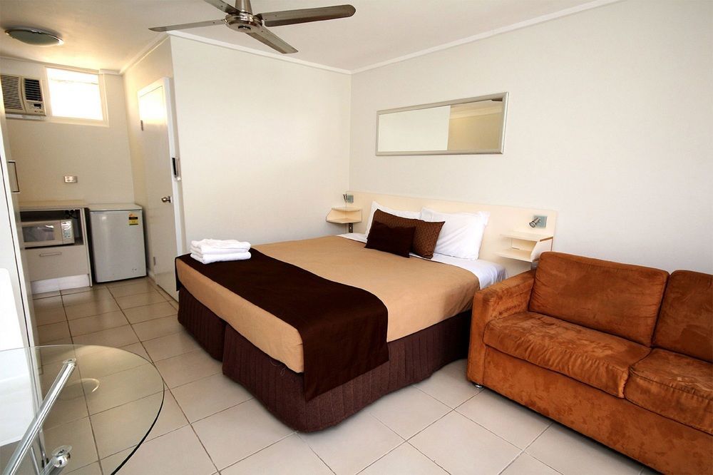 Surf Beach Motel Coffs Кофс Харбър Екстериор снимка